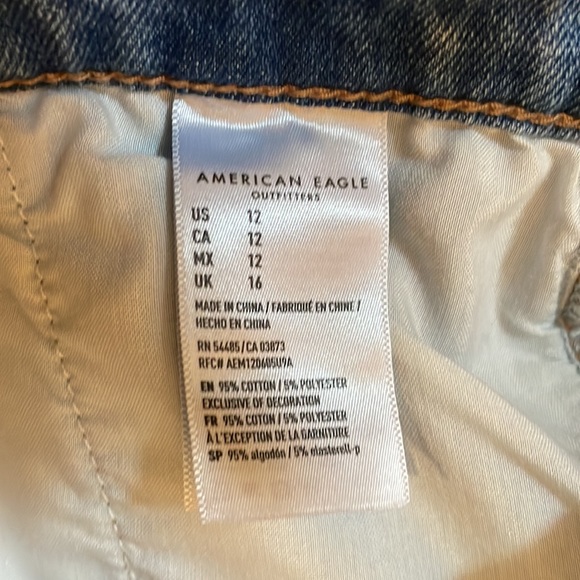 NWOT AE Denim Mom Shorts - Picture 6 of 6